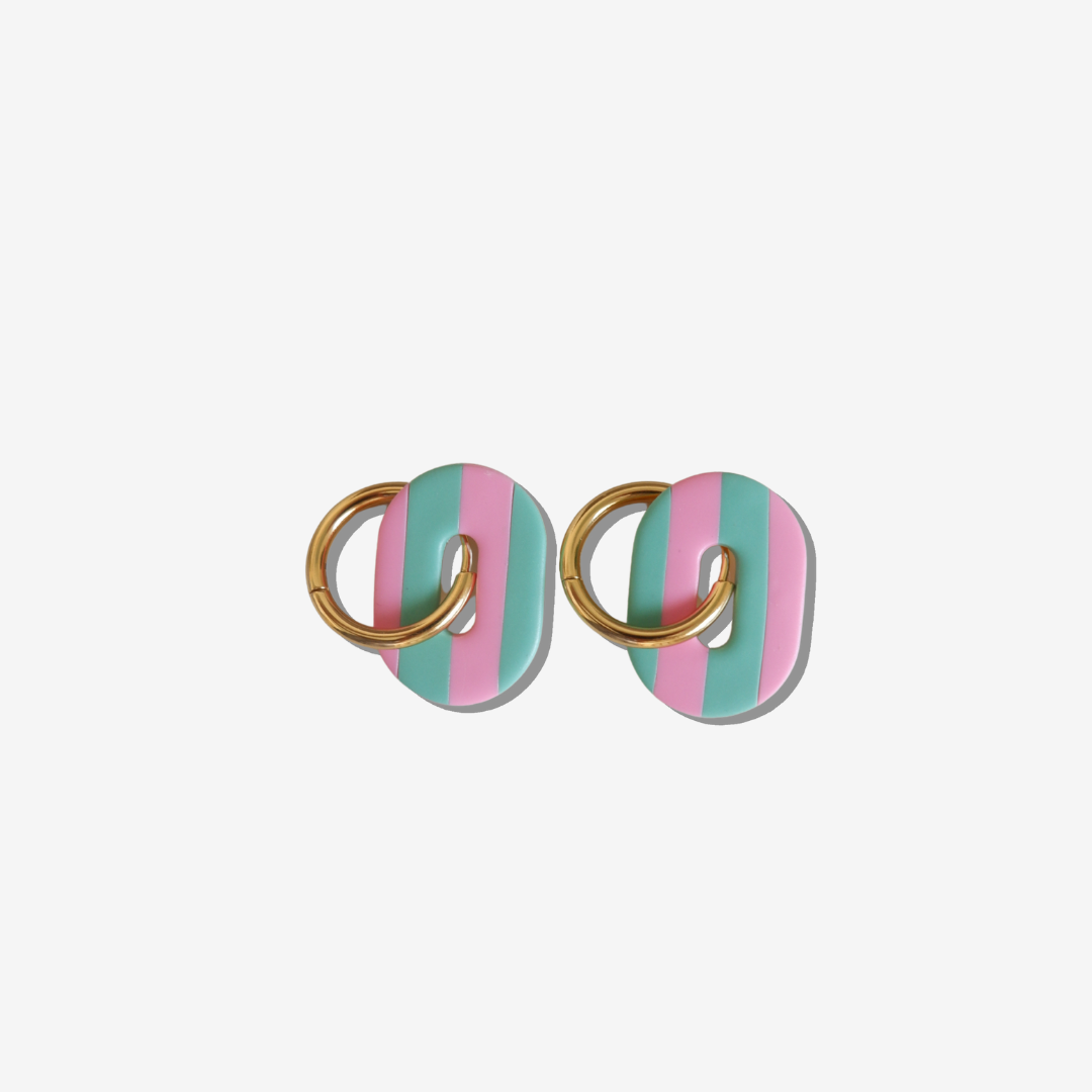 Stripy oval