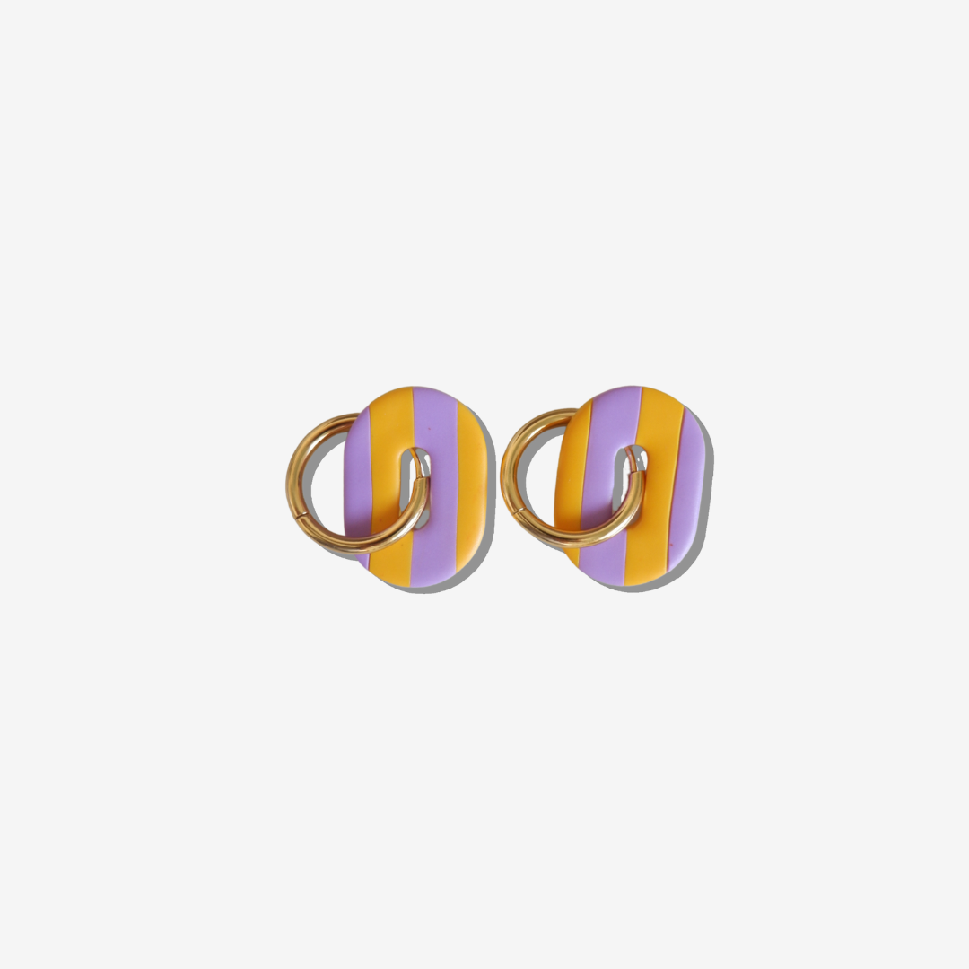 Stripy oval